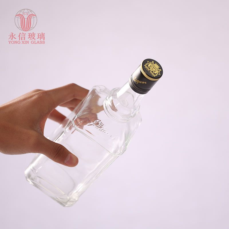 YX00030 Wholesale Low MOQ Brandy Whisky Tequila Liquor Glas Bottle 500ml